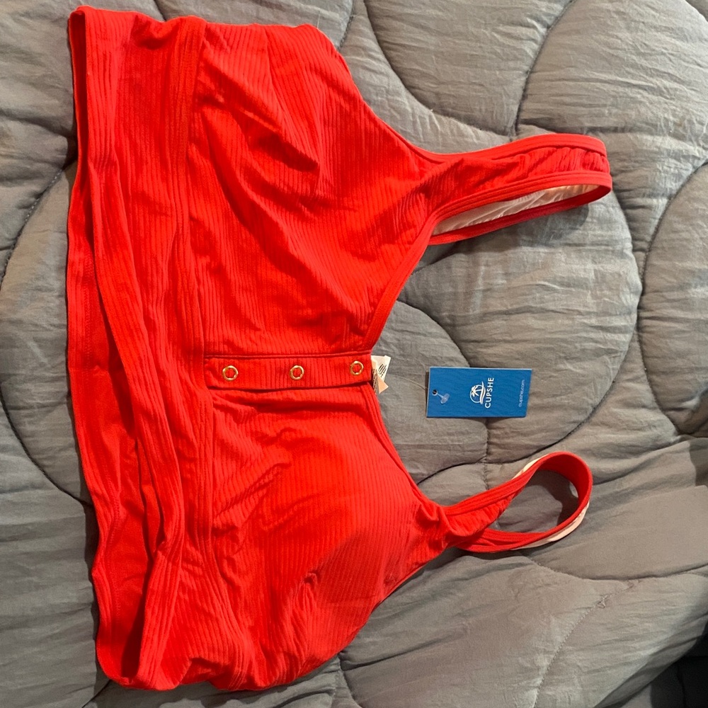 Cupshe Red Ribbed Scoop Bikini Top